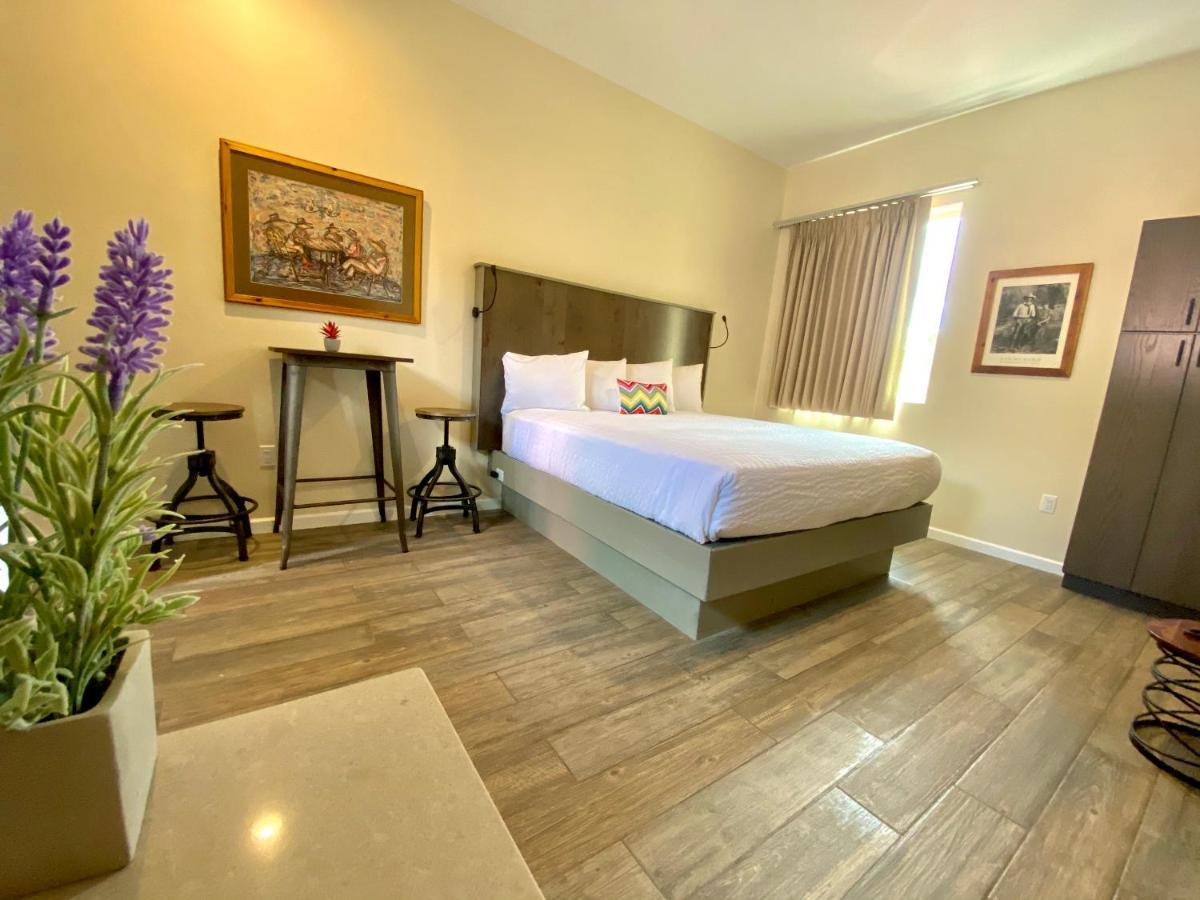 Sedona Village Lodge Экстерьер фото