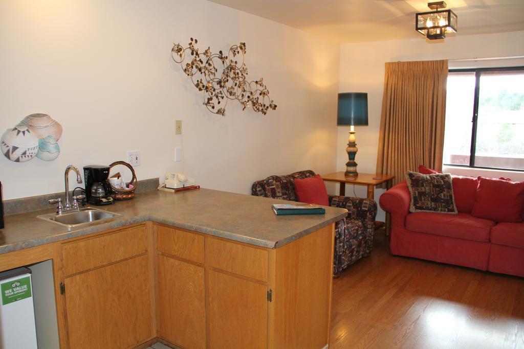 Sedona Village Lodge Экстерьер фото